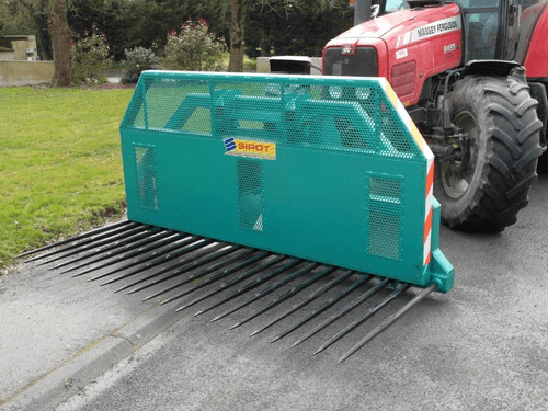 Alimentation - Repousse fourrage - Fourche à ensilage