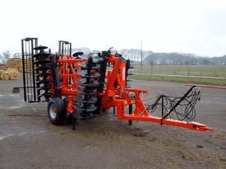 Travail du sol - Déchaumeurs à disques - Cover crops en X autoporteur lourd APXRS pulvériseur châssis CENTRAL