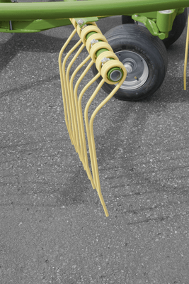 Fenaison - Andaineurs rotatifs - Andaineur double rotor SWADRO centraux et latéraux