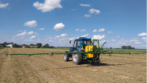 Pulvérisation - Pulvérisateurs portés - Pulvérisateur porté avec pression constante