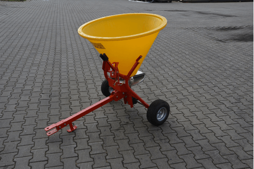 Fertilisation, épandage - Distributeurs d'engrais - Distributeurs d'engrais mono disque trainés ou portés