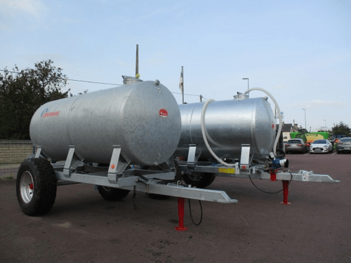 Matériel d'élevage - Tonne à eau - Tonne à eau galva sur berceau et sur pieds LENORMAND