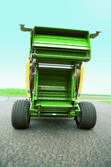 Récolte - Presses balles rondes - Presse FORTIMA à chambre fixe ou variable