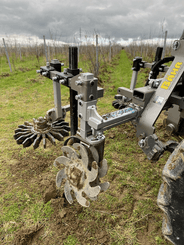 Travail du sol - Viti arbo - Cadre porte outils polyvalent pour vignes
