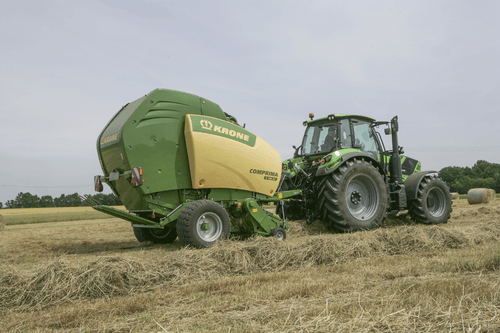 Récolte - Presses balles rondes - Presse COMPRIMA à chambre fixe à diamètre ou chambre variable