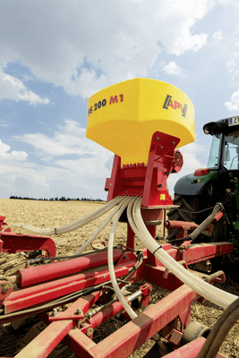 Semis - Semoirs couverts végétaux - Semoir pneumatique PS