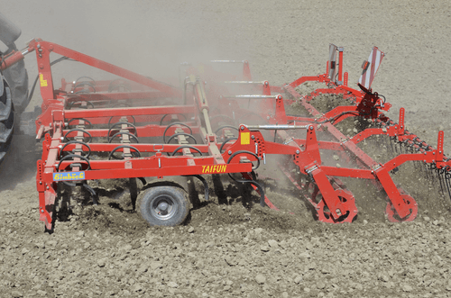 Travail du sol - Cultivateurs - Scalpeur - TAIFUN - HURRICANE