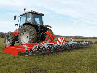 Entretien - Herse prairie - Matériels d'entretien de prairies PONGE