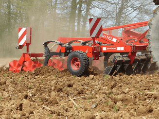 Travail du sol - Déchaumeur à dents - Déchaumeur à dents porté CHISEL