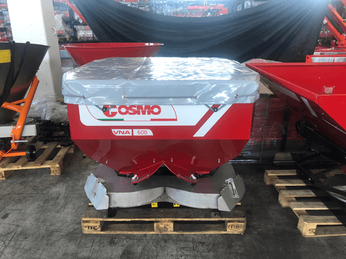 Fertilisation, épandage - Distributeurs d'engrais - Distributeur d'engrais double plateaux VNA