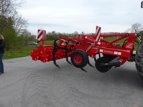 Travail du sol - Déchaumeur à dents - Déchaumeur à dents porté CHISEL