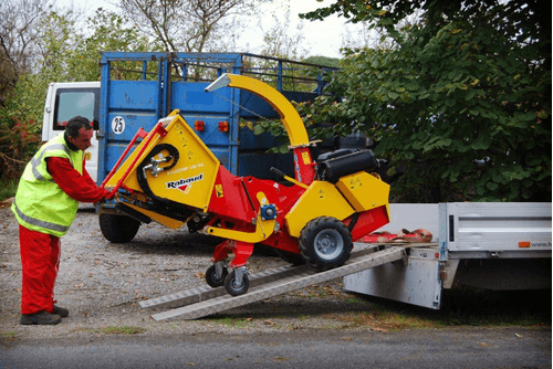 Matériel forestier - Broyeurs de végétaux - Broyeur de branches autotracté VEGETOR DA