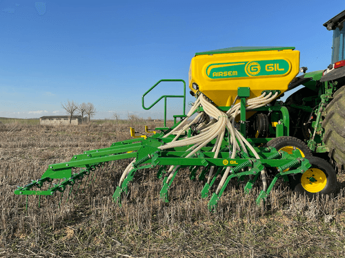 Semis - Semoirs direct - Semoir semis direct pneumatique AIRSEM PRO 4F MODÈLE 6038