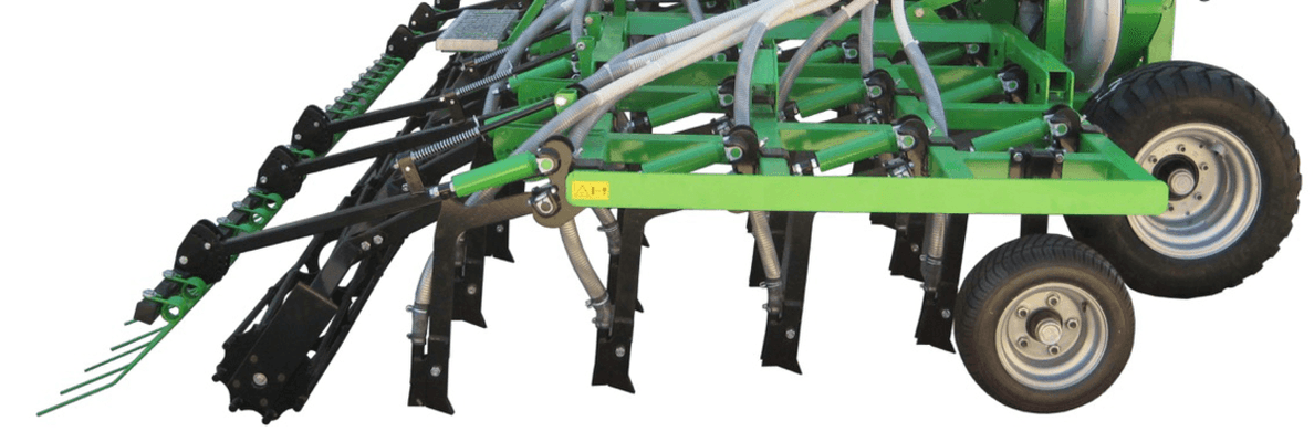 Semis - Semoirs pneumatique - Sémoir pneumatique Traîné SNC  